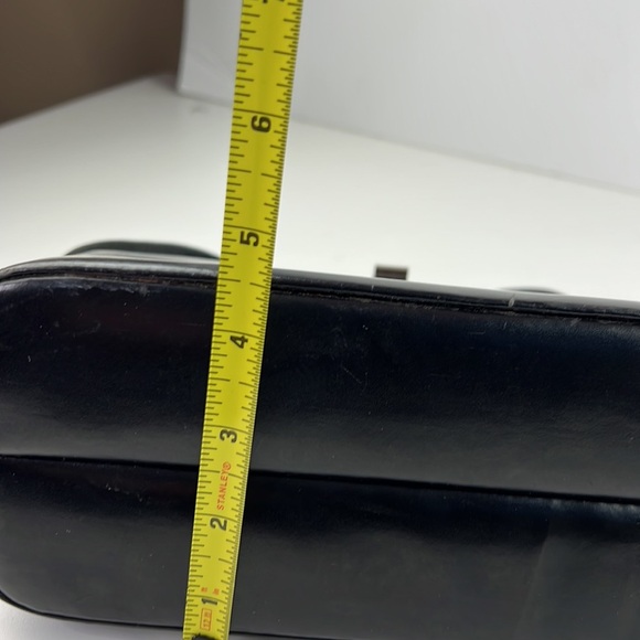 Vintage 1950's Black Leather Handbag - Picture 8 of 9